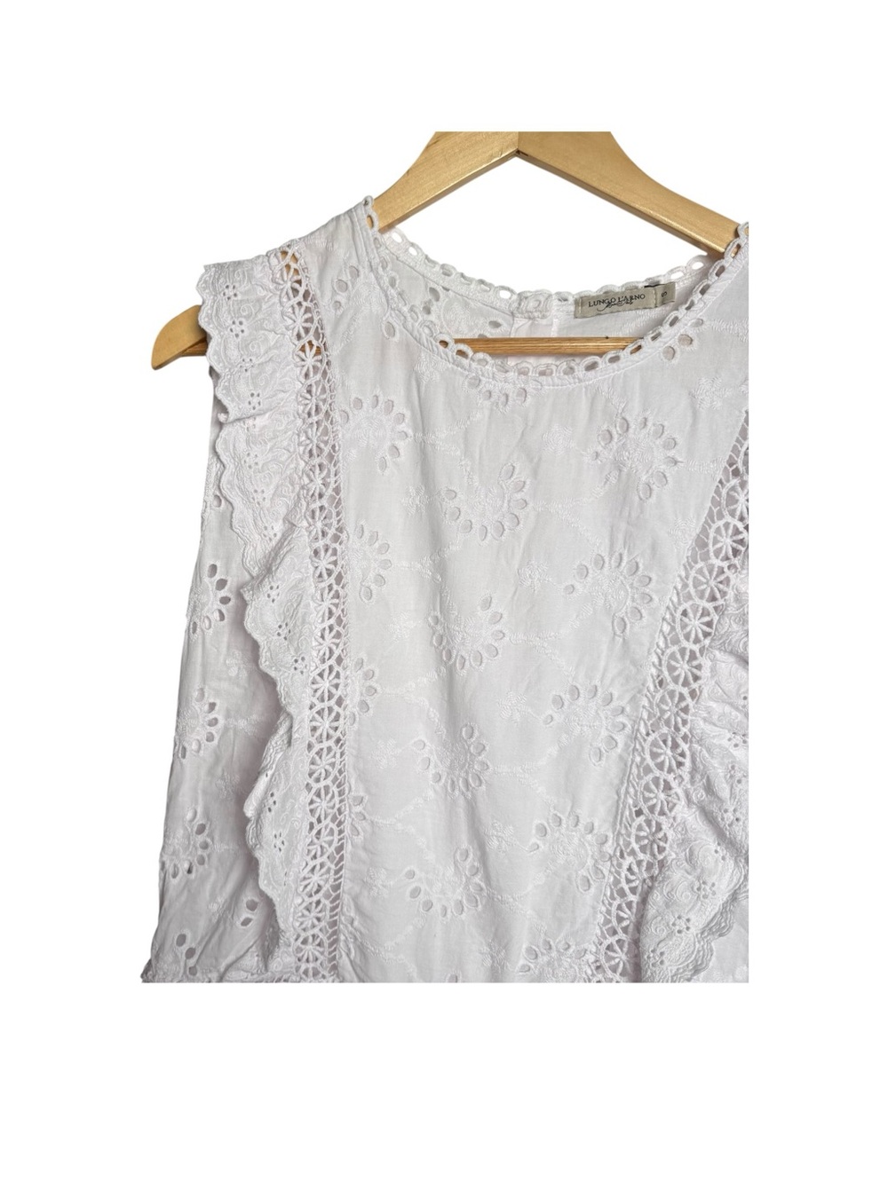 Lungo L’Arno Broderie Angleaise Eyelet Blouse Size Small White Sleeveless Italy - Picture 3 of 15